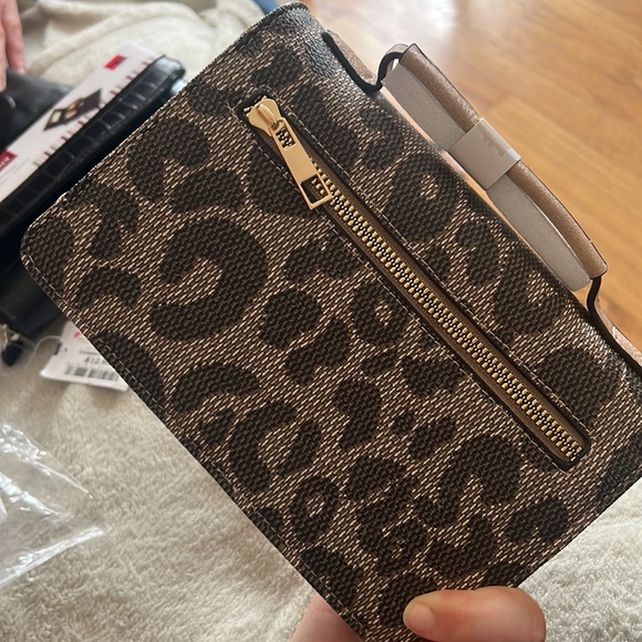 Leopard and tan clutch top handle - Picture 3 of 4